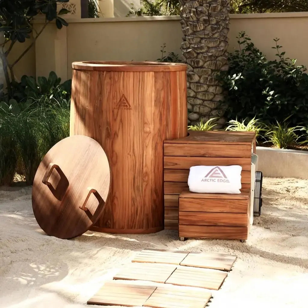 Arctic Barrel teak ice bath with lid and step