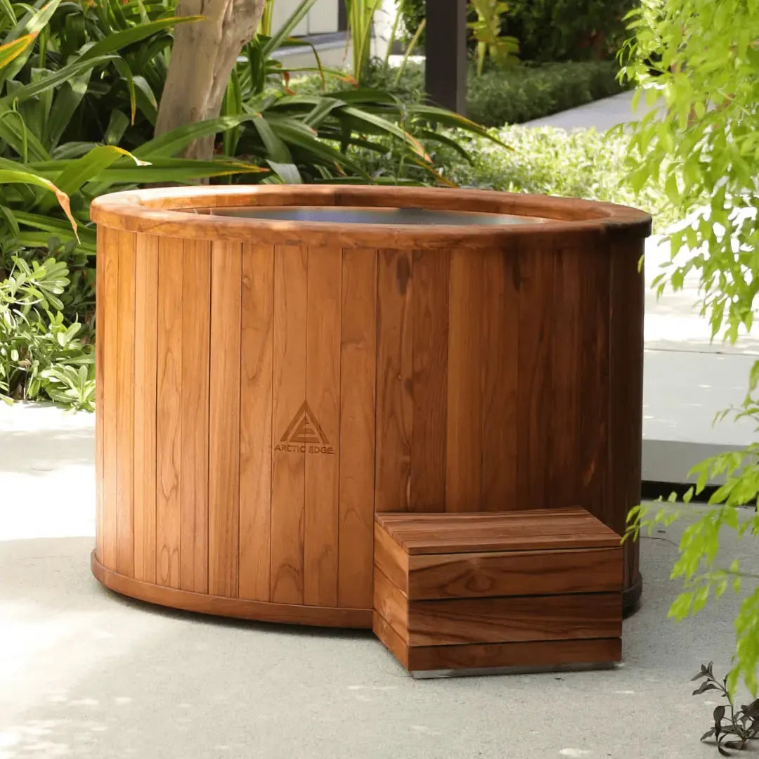Arctic Oval teak ice bath with matching step